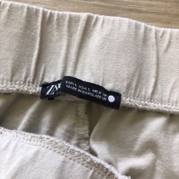 Zara Beige Jogger Pants - Picture 2 of 5